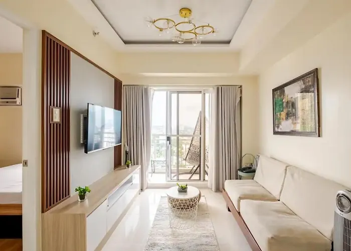 2 Bedroom With Parking Balcony Fully Furnished Free Wifi Pool