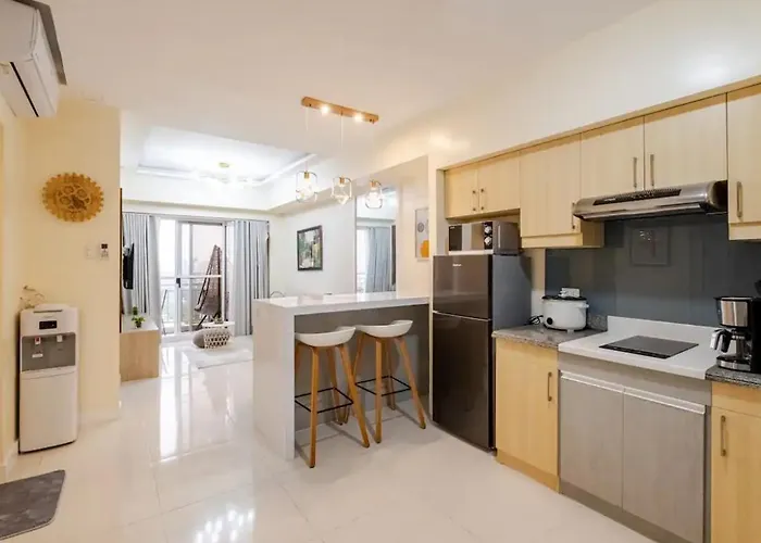 2 Bedroom With Parking Balcony Fully Furnished Free Wifi Pool *